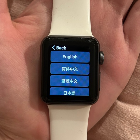 Apple Watch Series 3 - Picture 2 of 5